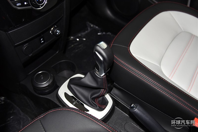 2015款 1.5L AMT舒適型