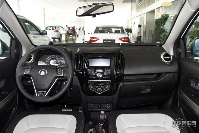 2015款 1.5L AMT舒適型