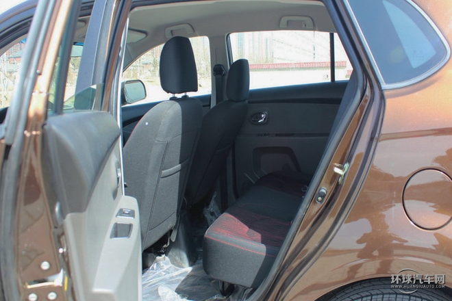 2015款 1.5L 手動豪華型