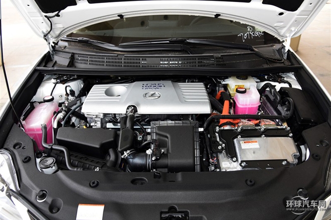 2015款 CT200h 暗夜騎士版