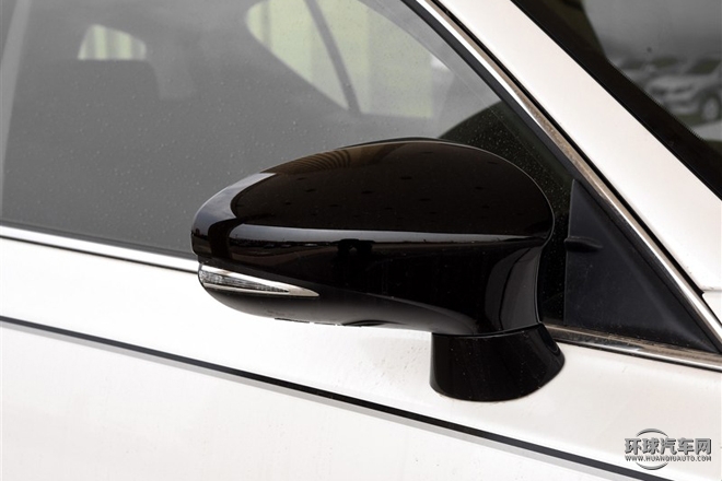 2015款 CT200h 暗夜騎士版