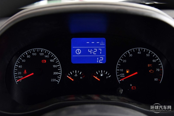 2015款 1.6L MT 風尚周年運動版