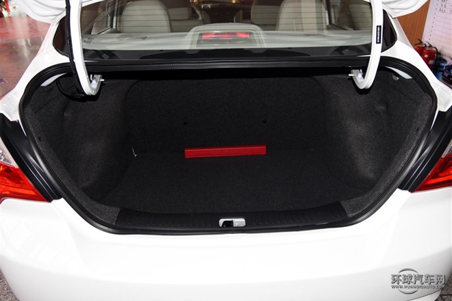 2015款 1.6L 手動豪華版