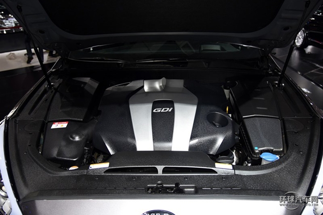 2015款 3.8L 尊貴版