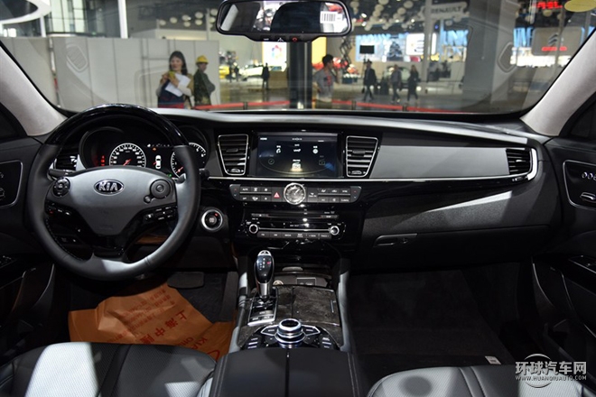 2015款 3.8L 尊貴版