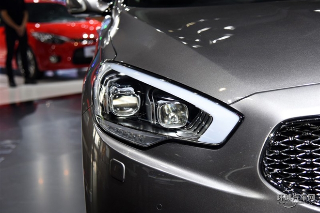 2015款 3.8L 尊貴版