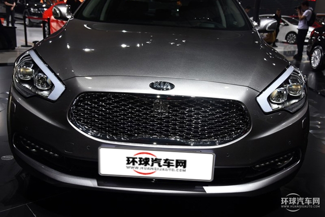 2015款 3.8L 尊貴版