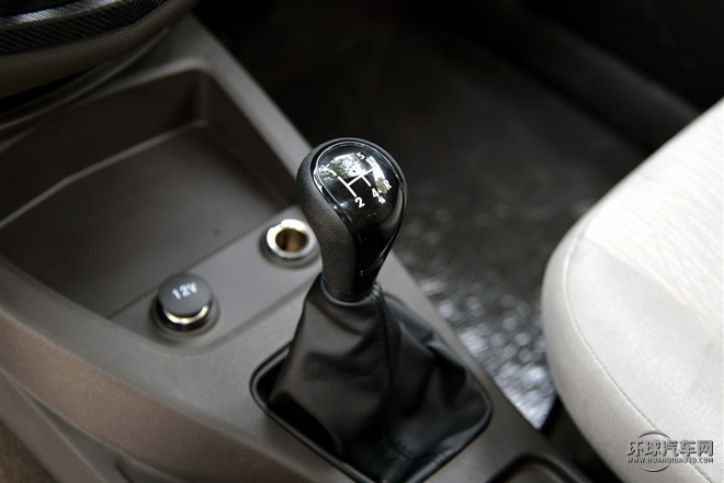 2015款 1.2L S 基本型 國(guó)IV