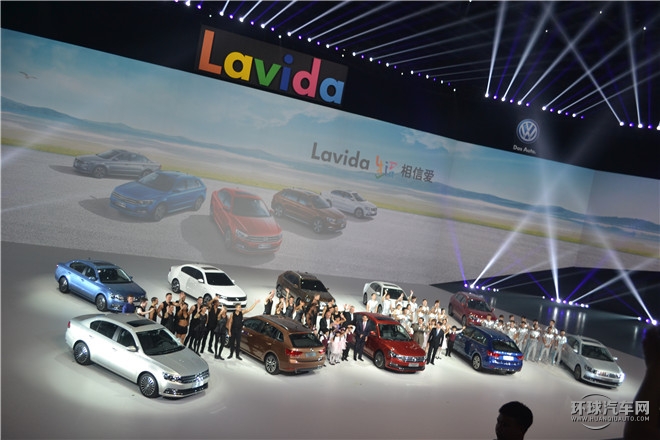 2015款  230TSI 手動豪華版