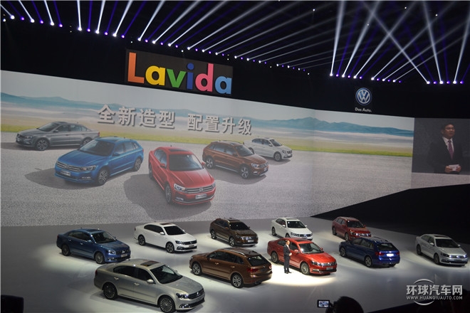 2015款  230TSI 手動(dòng)豪華版