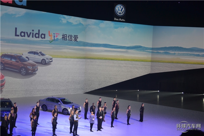 2015款  230TSI 手動豪華版