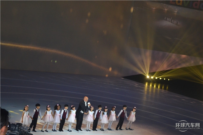 2015款  230TSI 手動豪華版