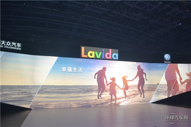 2015款  230TSI 手動(dòng)豪華版