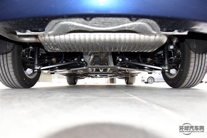 2015款 218i 領先型