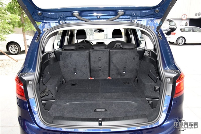 2015款 218i 領先型