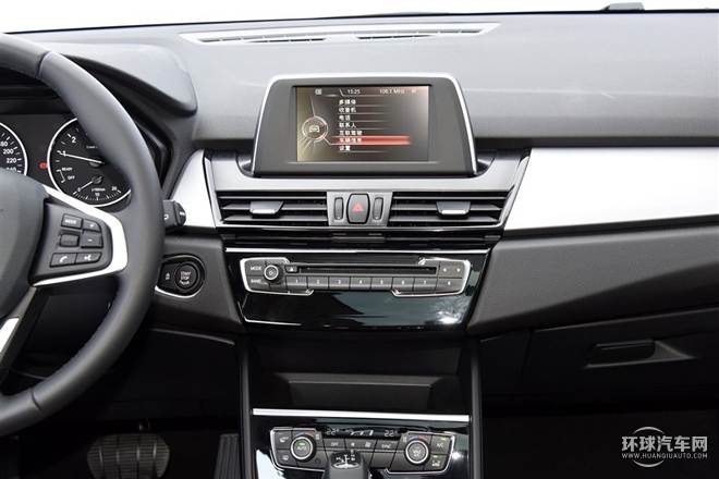 2015款 218i 領先型