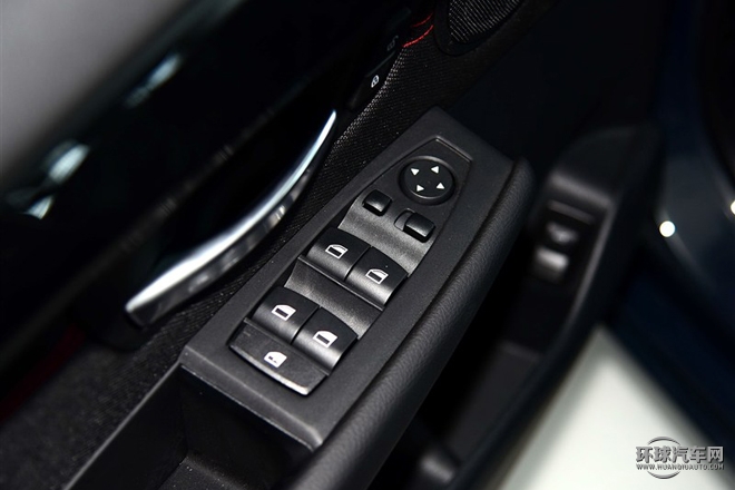 2015款 218i 運動設(shè)計套裝