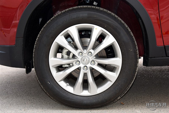 2015款 2.0L 手動閱兵版