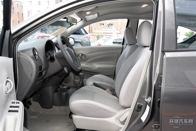 2015款 1.5XE 手動大師版