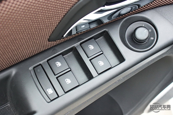 2015款 掀背 1.6L 自動舒適版