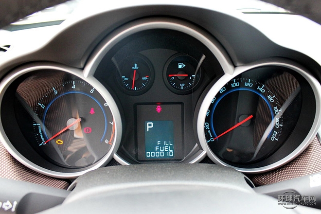 2015款 掀背 1.6L 自動(dòng)舒適版