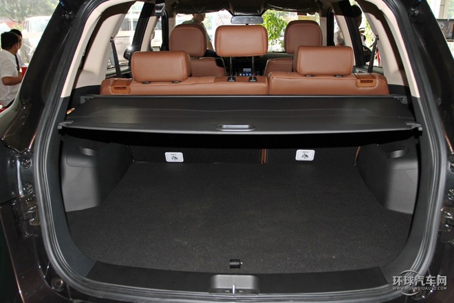 2015款 改款 1.8T CVT優雅型