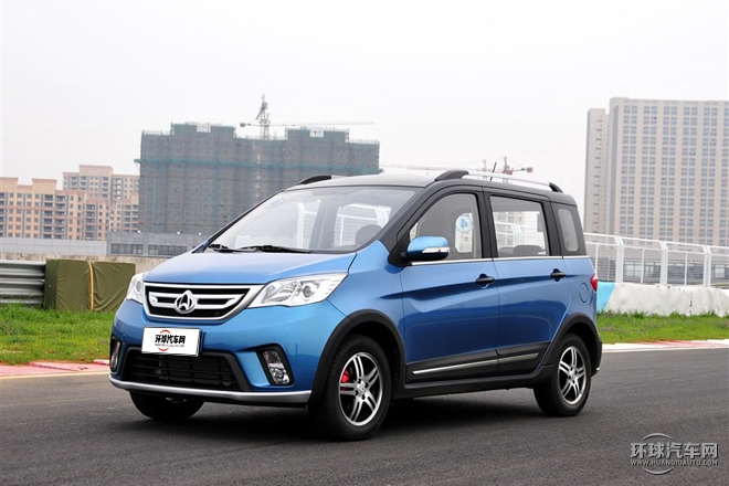 2015款 X6 1.4L 手動(dòng)珠峰版