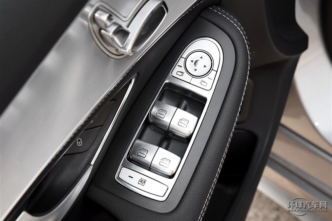 2015款 C 200 運(yùn)動(dòng)版