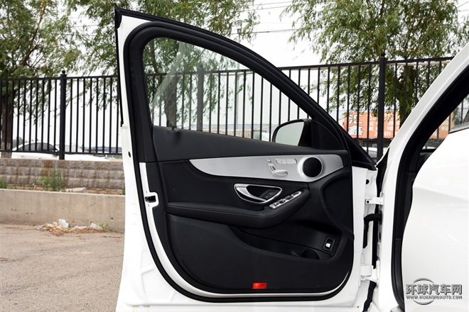 2015款 C 200 運(yùn)動(dòng)版 4MATIC