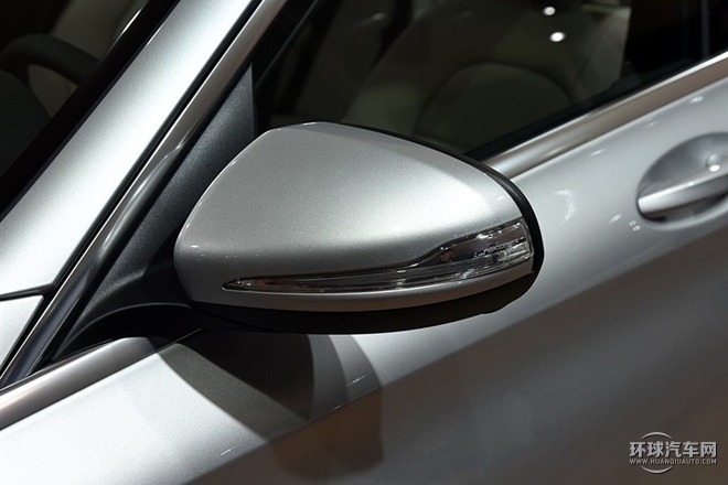 2015款 C 200 旅行轎車(chē)