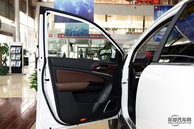 2015款 2.0T 四驅精英型