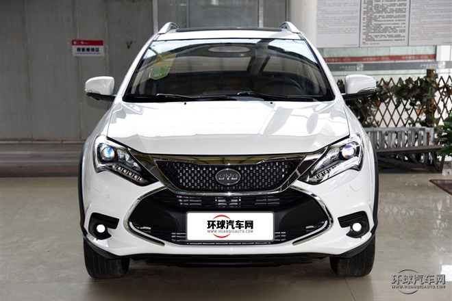 2015款 2.0T 四驅旗艦型