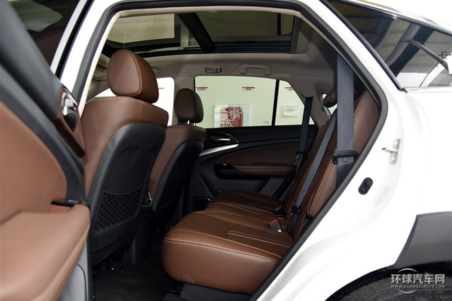 2015款 2.0T 四驅尊貴型