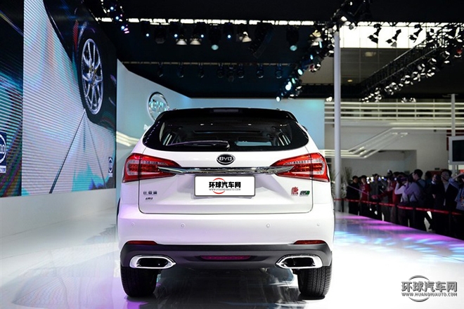 2015款 2.0T 四驅(qū)尊貴型