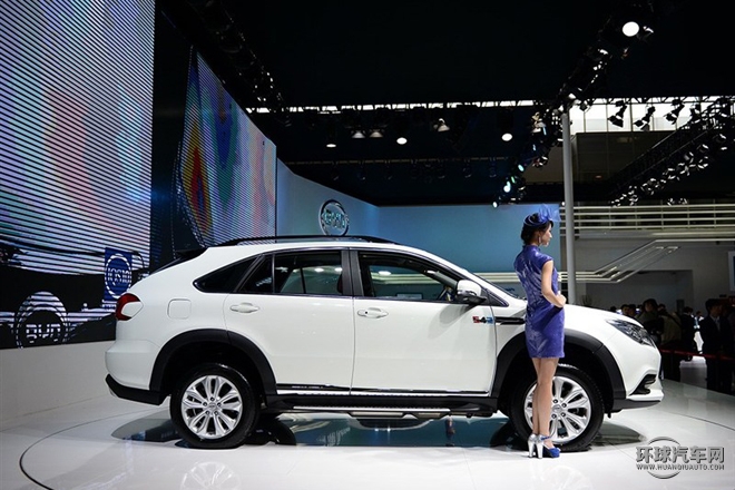 2015款 2.0T 四驅(qū)尊貴型