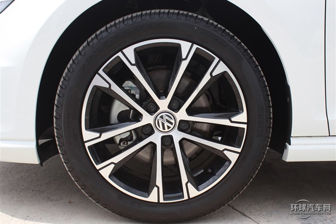 2015款 1.4T 自動R-Line