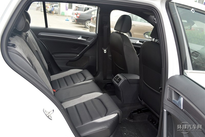 2015款 1.4T 自動R-Line