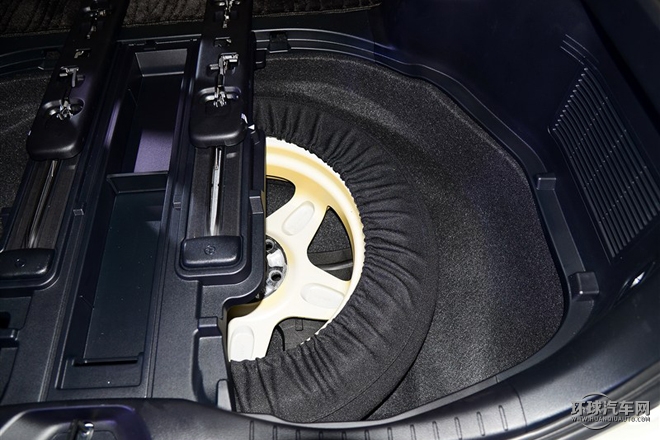 2015款 3.5L 尊貴版