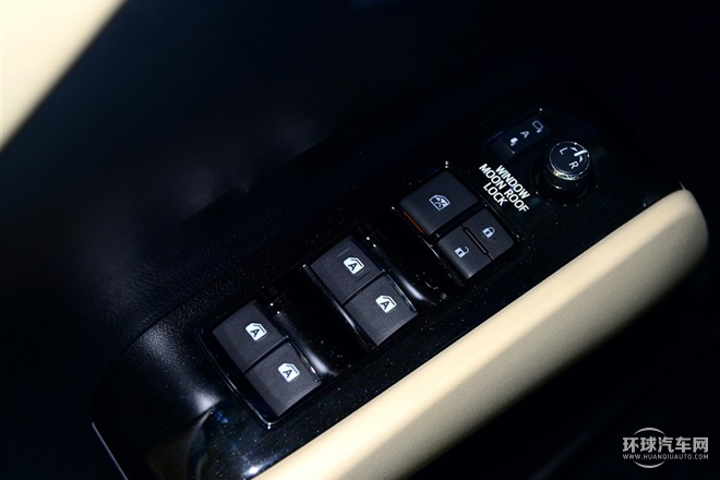 2015款 3.5L 尊貴版