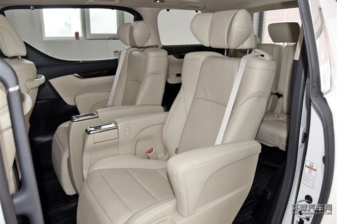 2015款 3.5L 尊貴版