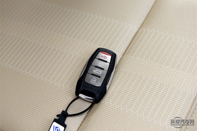 2015款 2.0T 標準型 7座