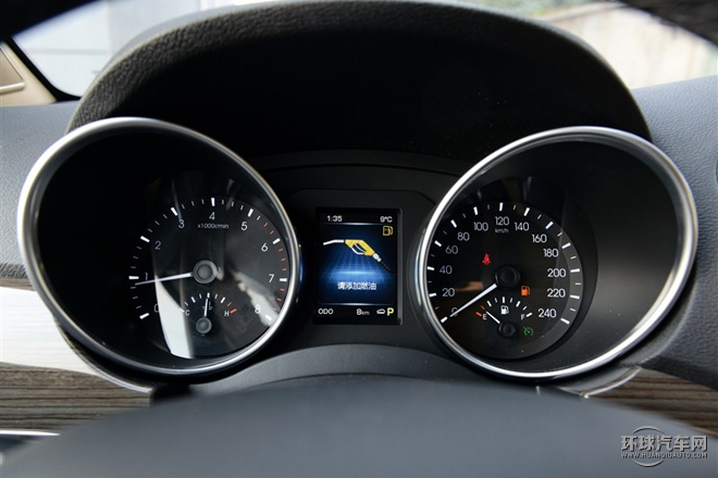 2015款 2.0T 標(biāo)準(zhǔn)型 7座