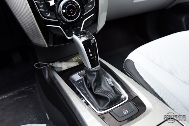 2015款 1.8T 智尊型