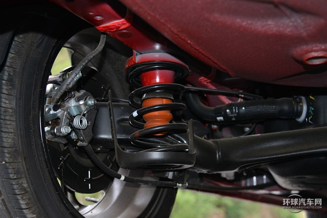 2015款 1.6L 自動兩驅(qū)致酷版