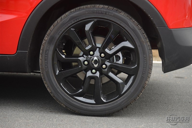 2015款 1.6L 自動兩驅(qū)致酷版