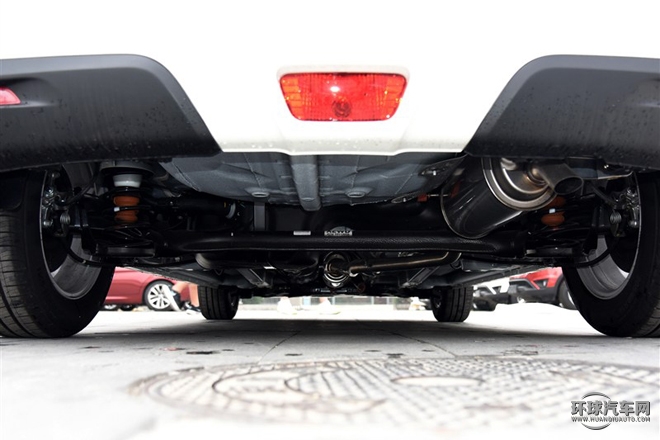 2015款 1.6L 自動兩驅致尚版