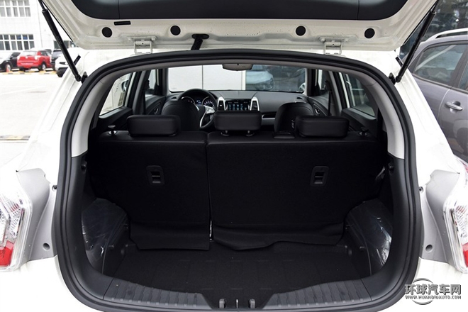 2015款 1.6L 自動兩驅致尚版