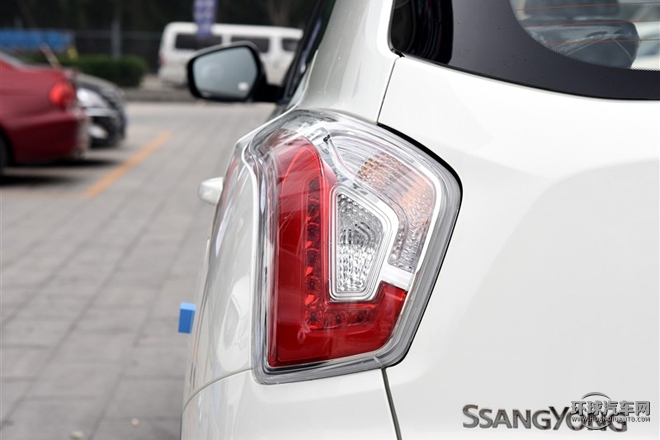 2015款 1.6L 自動兩驅(qū)致尚版