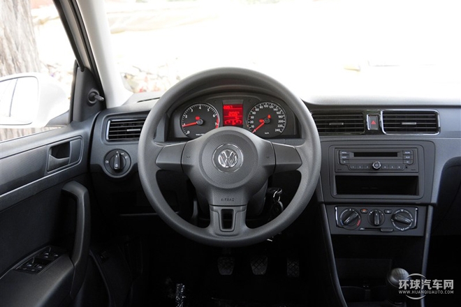 2015款 1.6L 手動風尚型