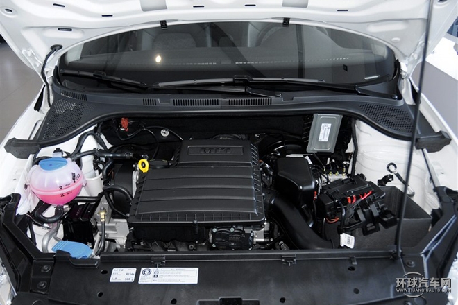 2015款 1.6L 手動舒適型